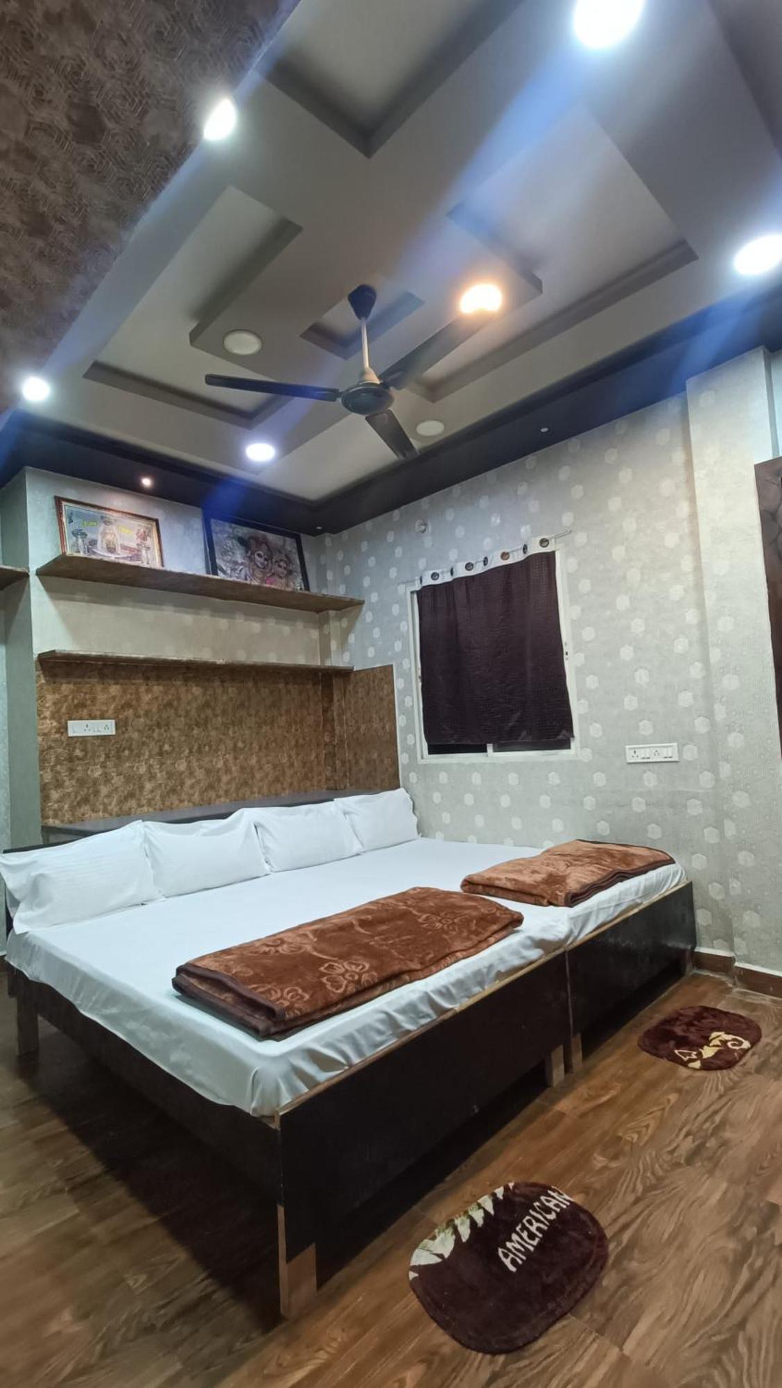 Mangaldeep Guest House Удджайн Екстер'єр фото